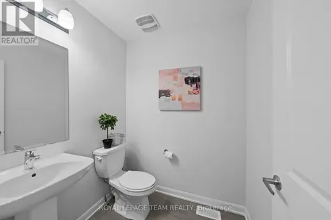 45 Finglas Court North Ottawa ON K2J 6Y6