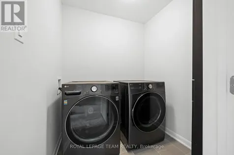 45 Finglas Court North Ottawa ON K2J 6Y6