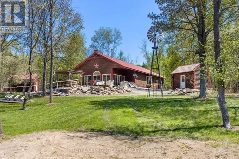 697 Curtiss Road Madawaska Valley ON K0J 1B0