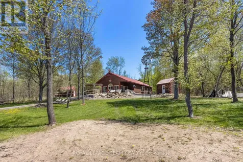 697 Curtiss Road Madawaska Valley ON K0J 1B0