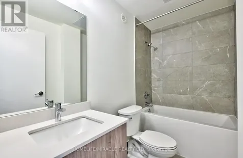 8 David Eyer Road Richmond Hill ON L4S 0N5
