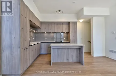 8 David Eyer Road Richmond Hill ON L4S 0N5