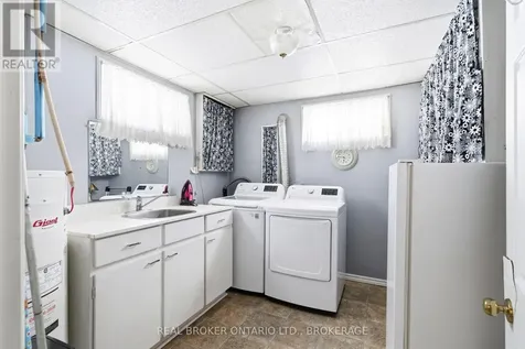 1817 Shearer Avenue Cornwall ON K6H 2H4