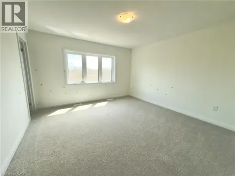 375 Starlight Avenue Breslau ON N0B 1M0