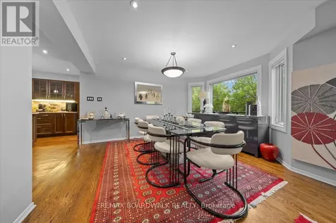 24 Hackett Street Ottawa ON K1V 0P7