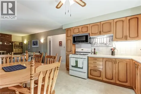 2130 Cleaver Avenue Burlington ON L7M 3R1