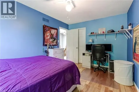 2130 Cleaver Avenue Burlington ON L7M 3R1