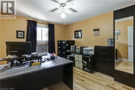 2130 Cleaver Avenue Burlington ON L7M 3R1