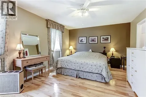 2130 Cleaver Avenue Burlington ON L7M 3R1