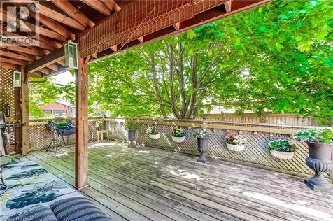 2130 Cleaver Avenue Burlington ON L7M 3R1