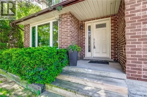 2130 Cleaver Avenue Burlington ON L7M 3R1