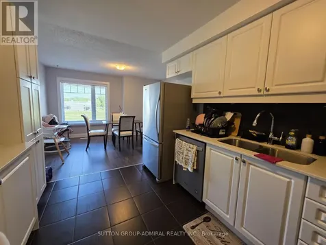 25 Andean Lane Barrie ON L9J 0B1