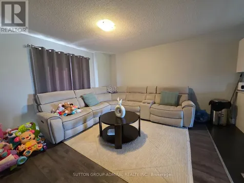 25 Andean Lane Barrie ON L9J 0B1