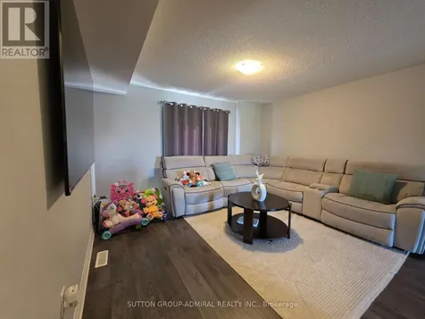 25 Andean Lane Barrie ON L9J 0B1