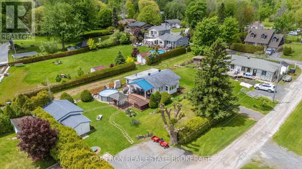 6283 153rd Avenue South Glengarry ON K0C 1E0