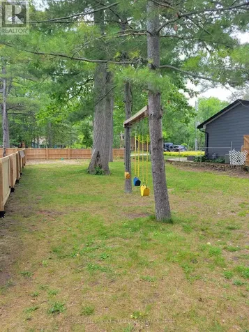 16 73rd Street North Wasaga Beach ON L9Z 2X6