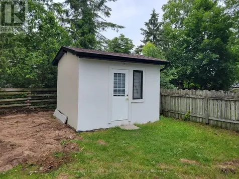 16 73rd Street North Wasaga Beach ON L9Z 2X6