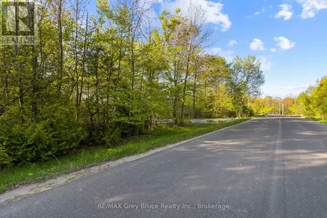 71 Maple Drive Northern Bruce Peninsula ON N0H 1Z0