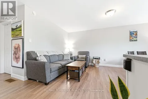 623 Nelson Street Pembroke ON K8A 3P3