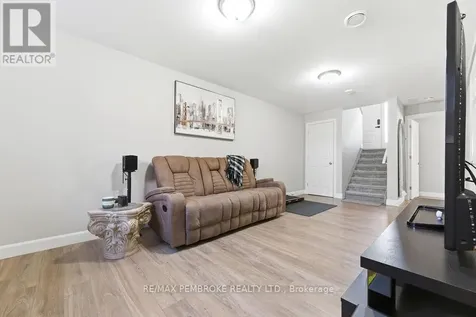 623 Nelson Street Pembroke ON K8A 3P3