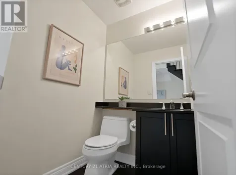 33 Bloorview Place Toronto (don Valley Village) ON M2J 0B2