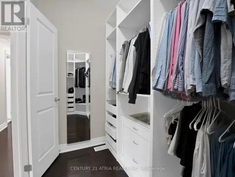 33 Bloorview Place Toronto (don Valley Village) ON M2J 0B2