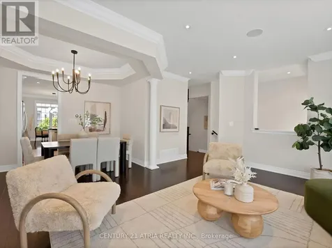 33 Bloorview Place Toronto (don Valley Village) ON M2J 0B2