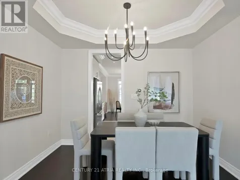 33 Bloorview Place Toronto (don Valley Village) ON M2J 0B2