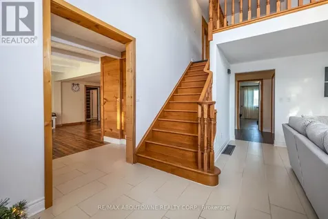 3276 Governors Road Hamilton ON L0R 1T0