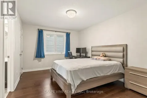 414 Aphelion Crescent Ottawa ON K2J 6N6
