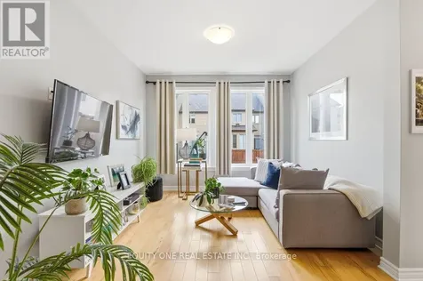 32 Duncanville Street Russell ON K4R 0E8