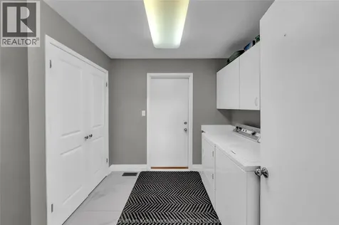 10691 Lakeview Drive Chatham-kent ON N7M 5J3