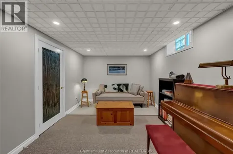 10691 Lakeview Drive Chatham-kent ON N7M 5J3