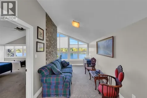 10691 Lakeview Drive Chatham ON N7M 5J3