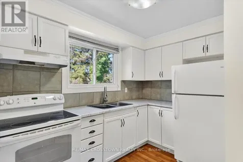 1095 Mississaga Street West Orillia ON L3V 6W7