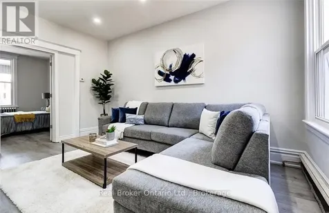 647 Wilson Street Hamilton (gibson) ON L8L 1V3