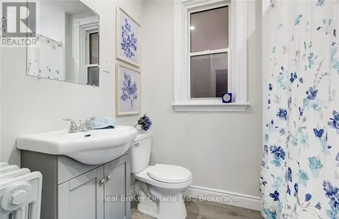 647 Wilson Street Hamilton (gibson) ON L8L 1V3