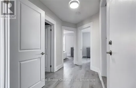 647 Wilson Street Hamilton (gibson) ON L8L 1V3