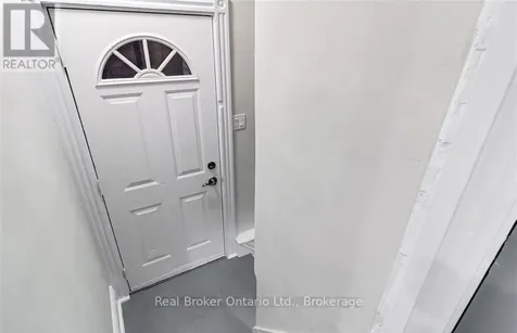 647 Wilson Street Hamilton (gibson) ON L8L 1V3