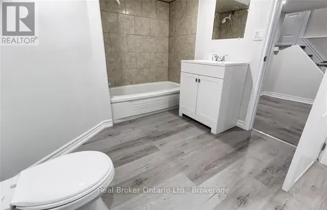 647 Wilson Street Hamilton (gibson) ON L8L 1V3