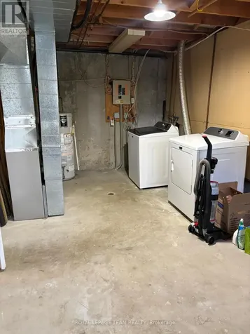 30 Mcdermot Court Ottawa ON K2L 3V3