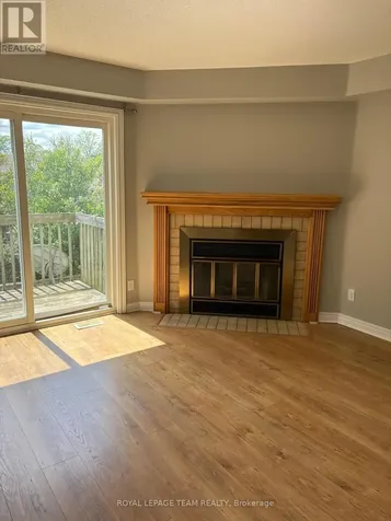 30 Mcdermot Court Ottawa ON K2L 3V3