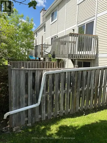 30 Mcdermot Court Ottawa ON K2L 3V3