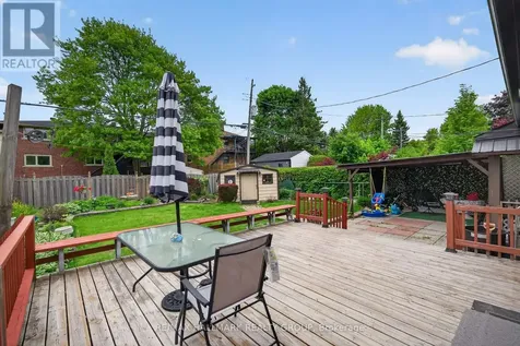 1416 Woodward Avenue Ottawa ON K1Z 7W1