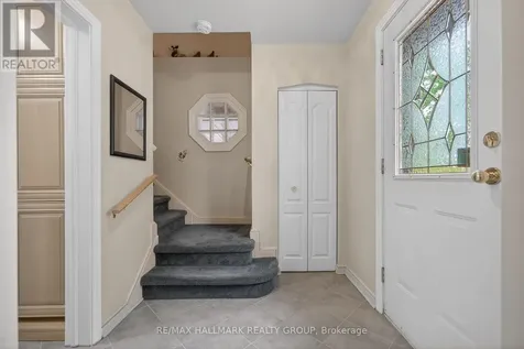 1416 Woodward Avenue Ottawa ON K1Z 7W1