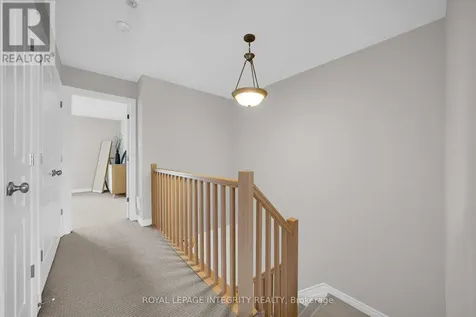 170 Larimar Circle Ottawa ON K1X 0B6