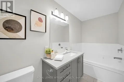 170 Larimar Circle Ottawa ON K1X 0B6