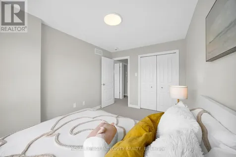 170 Larimar Circle Ottawa ON K1X 0B6