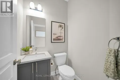 170 Larimar Circle Ottawa ON K1X 0B6