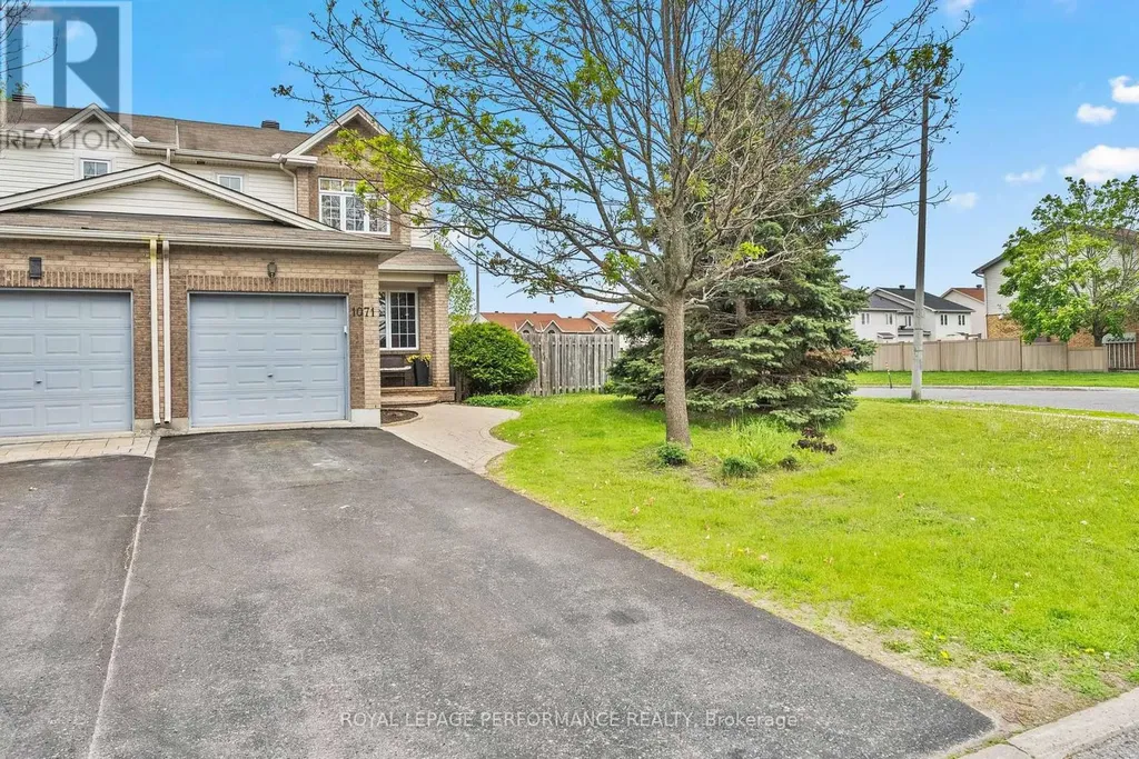 1071 Brasseur Crescent Ottawa ON K4A 5A1